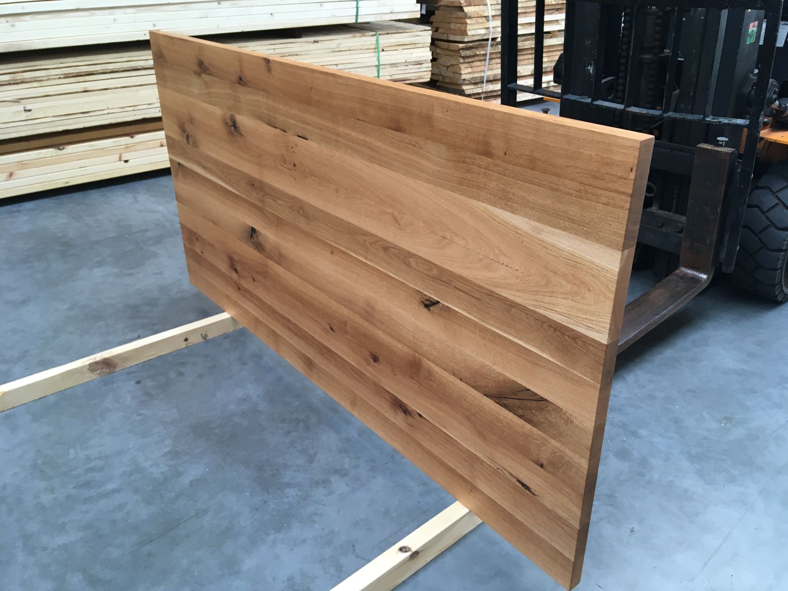 blat-debowy-z-sekami